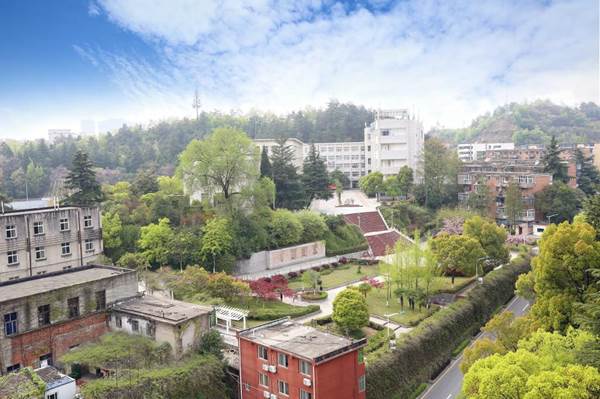 说明: //news.twcrp.com/__local/A/6E/2E/69FF2E6023FB193B2E0047C6CF6_2E54B736_25077.jpg